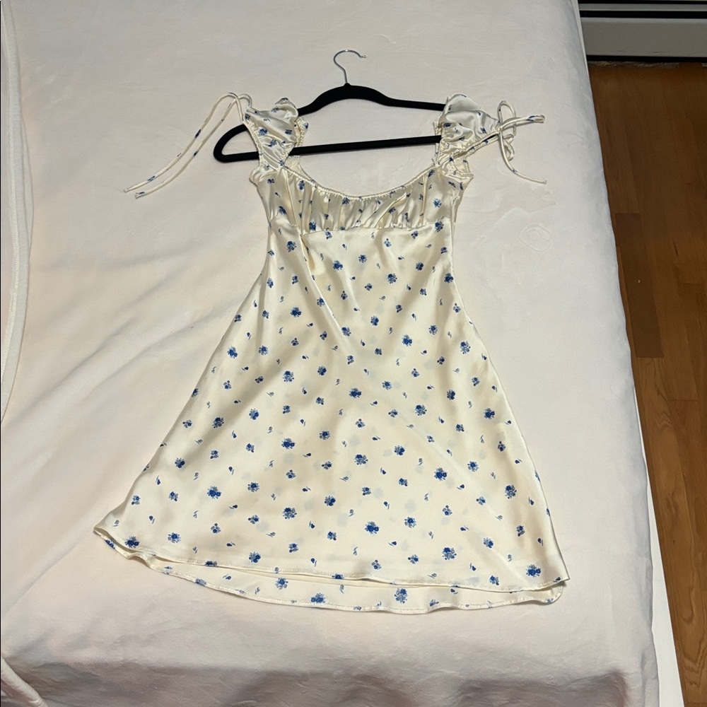 Zara Cream and Blue Floral Dress